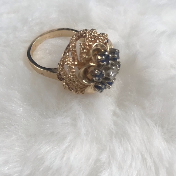 Certified Lady’s Diamond &Blue Sapphire Cluster Ring in Yellow Gold 14K•APPRISED - Picture 2 of 8